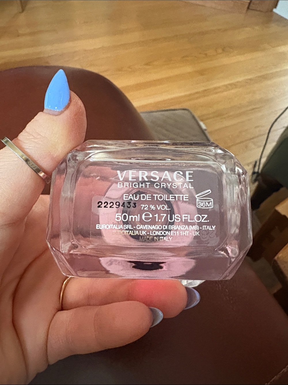 Versace Bright Crystal Perfume - Picture 2 of 2